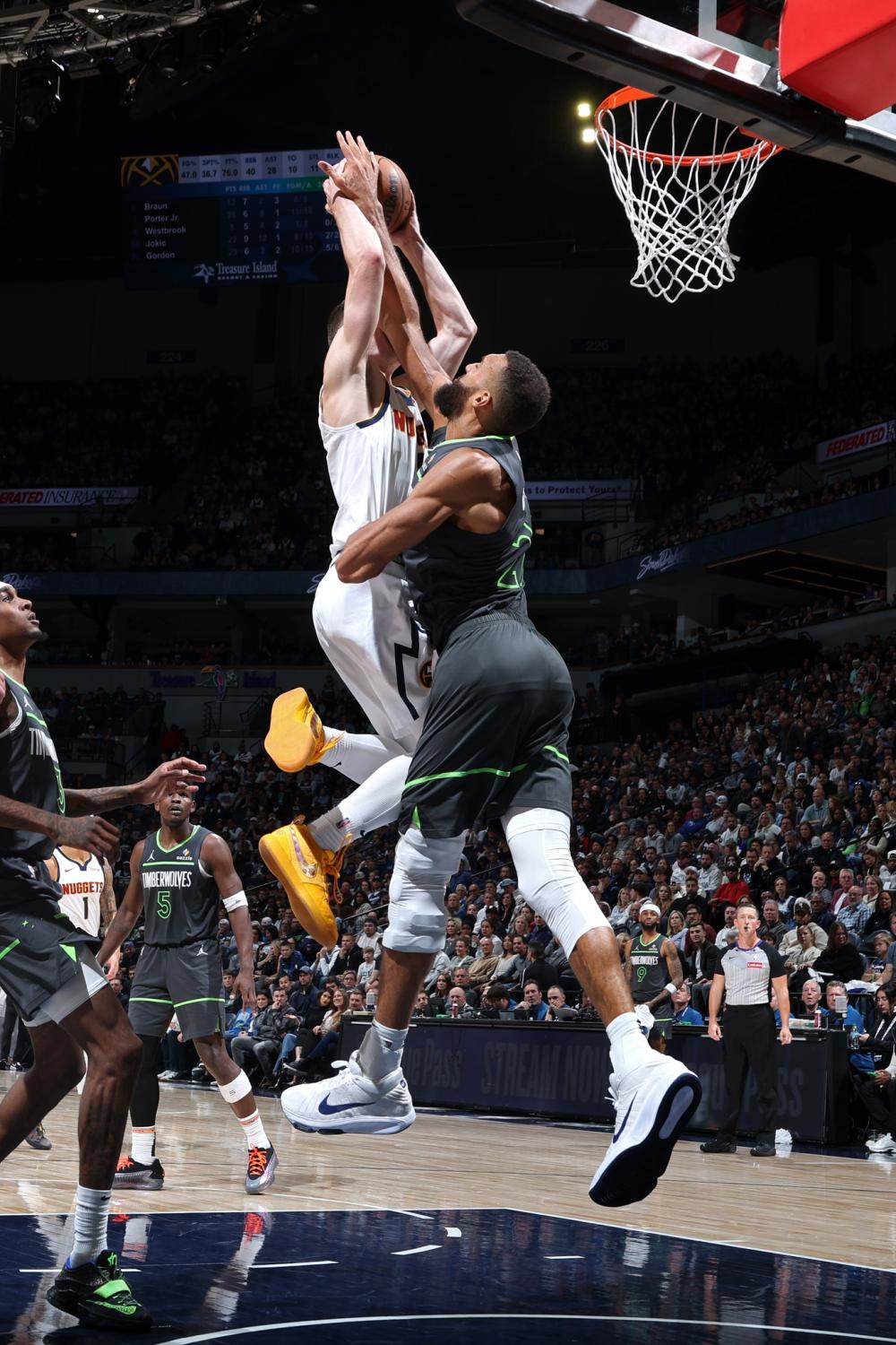 人不禁思考 人不禁思考