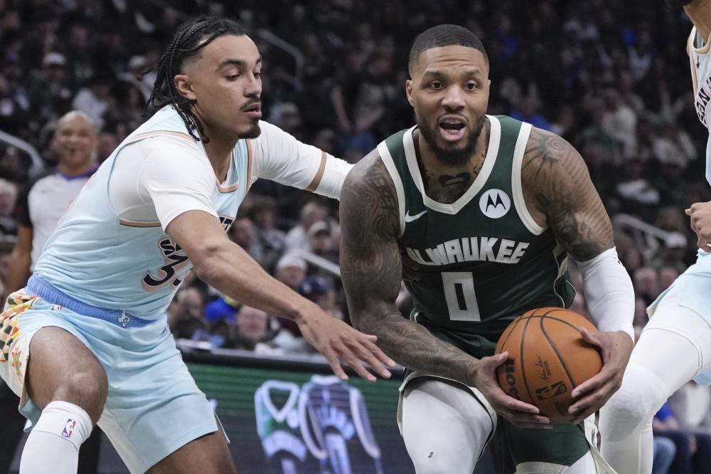 相比之下 相比之下