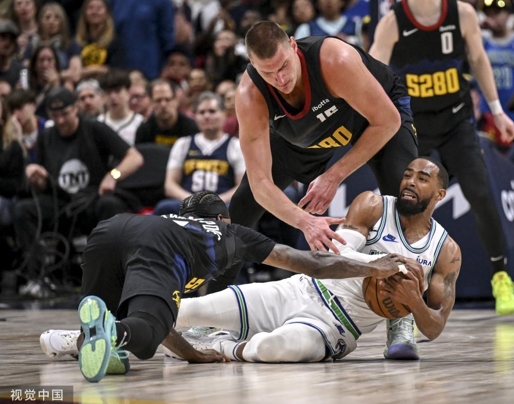 在他近几年 在他近几年