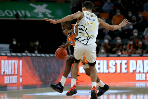 在球迷和评 在球迷和评